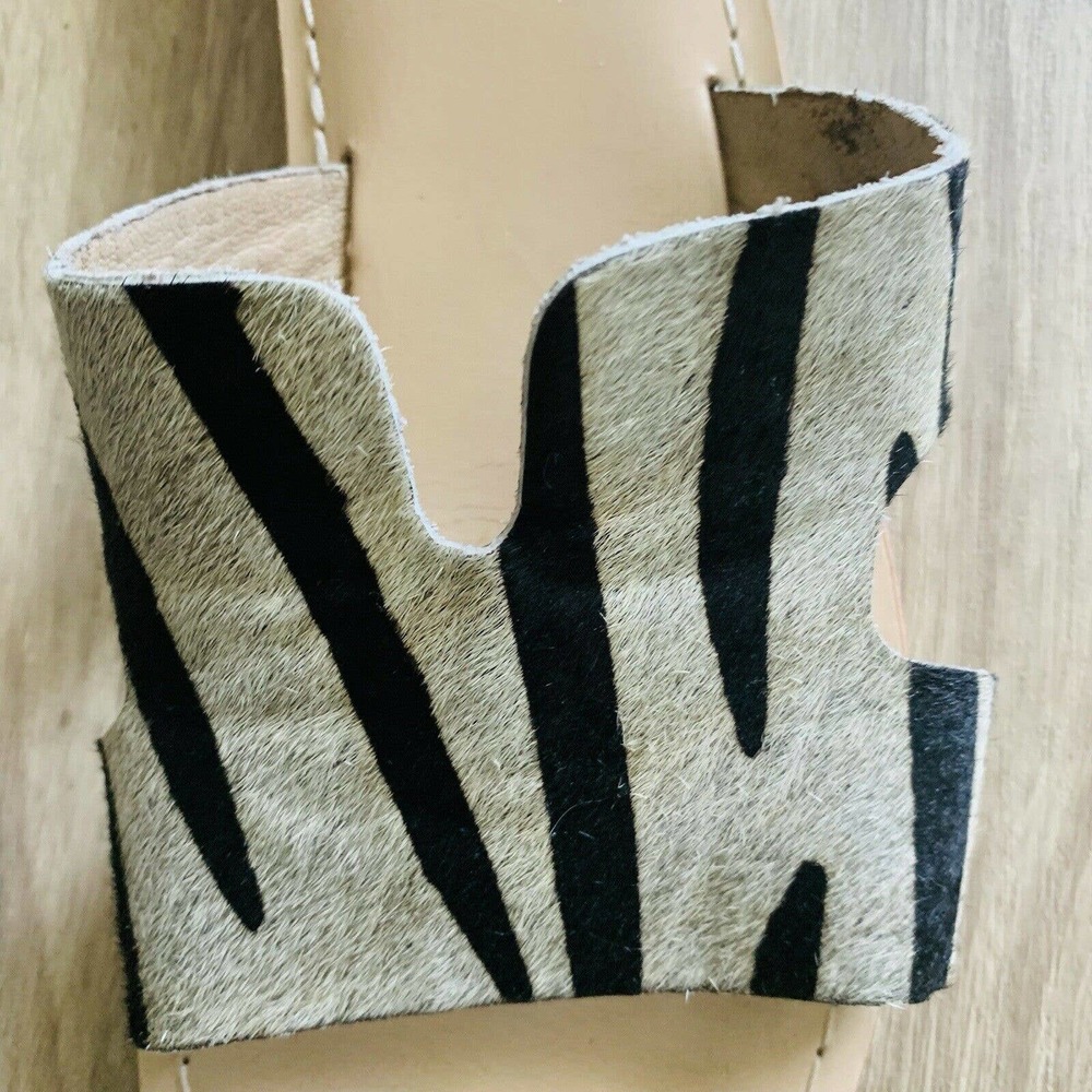 Bos and Co Imani Tiger Print Slide On Sandals - Picture 3 of 4